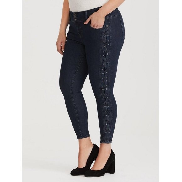 Plus Size 26 Torrid Jegging Jeans Dark Wash side lace-up Womens stretchy - Picture 3 of 7